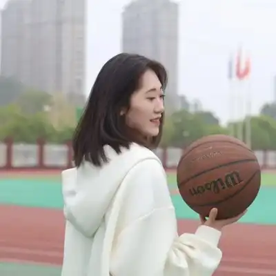 潘远华